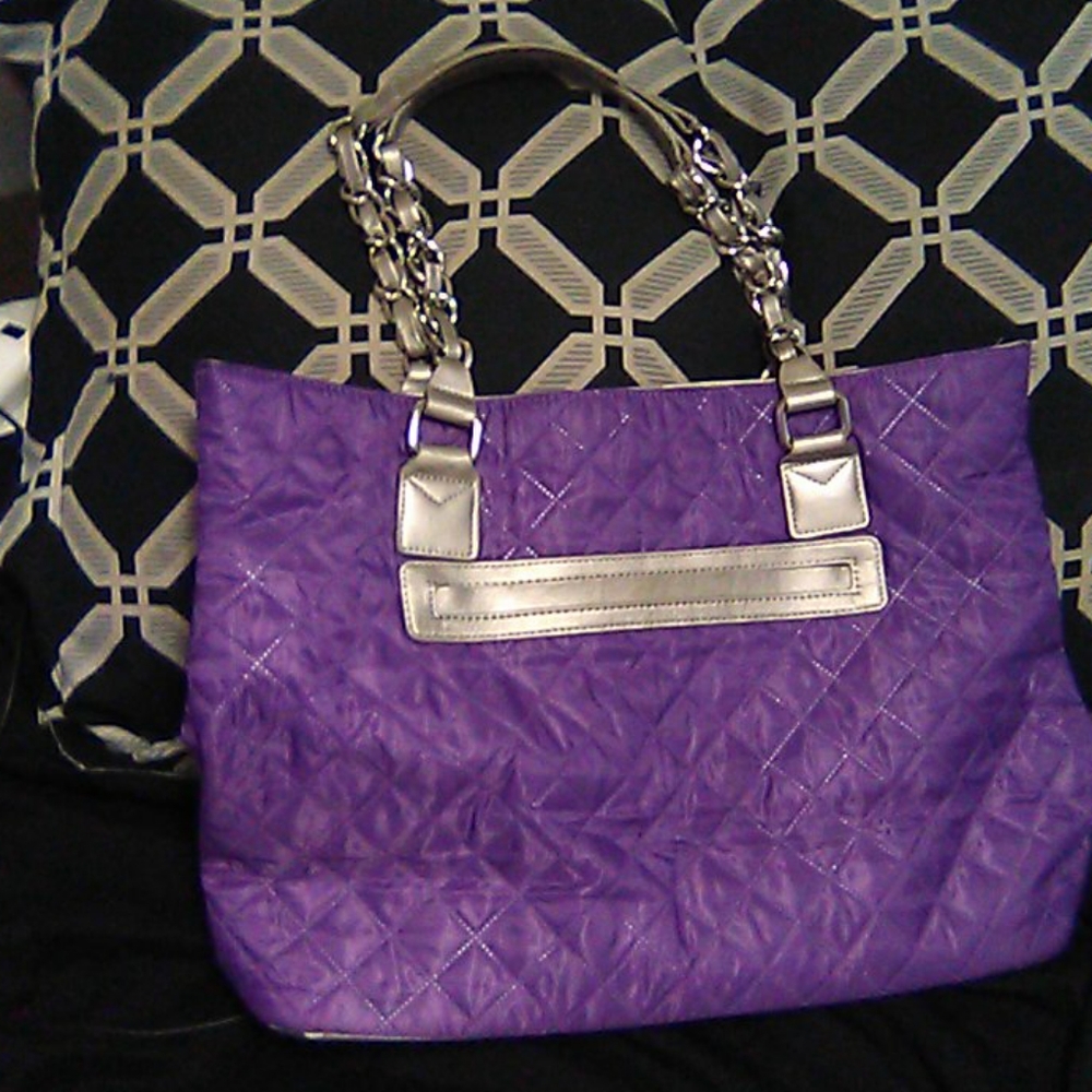 Handbag - Picture 2 of 4